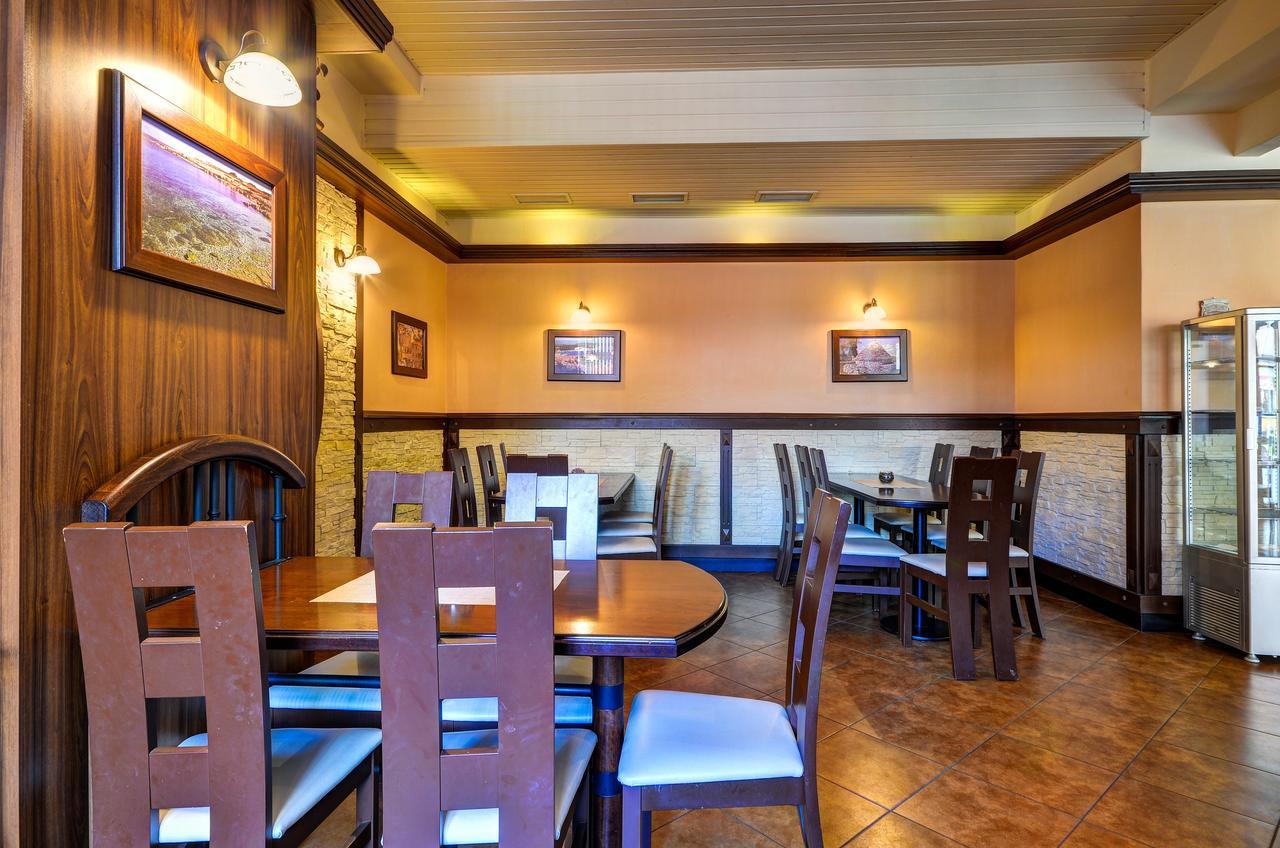 Hotel Pizzeria Istria Велке Лосіни Екстер'єр фото
